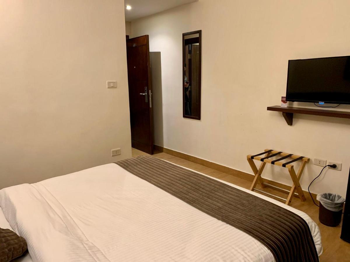 Ream Hotel Amman Exterior photo