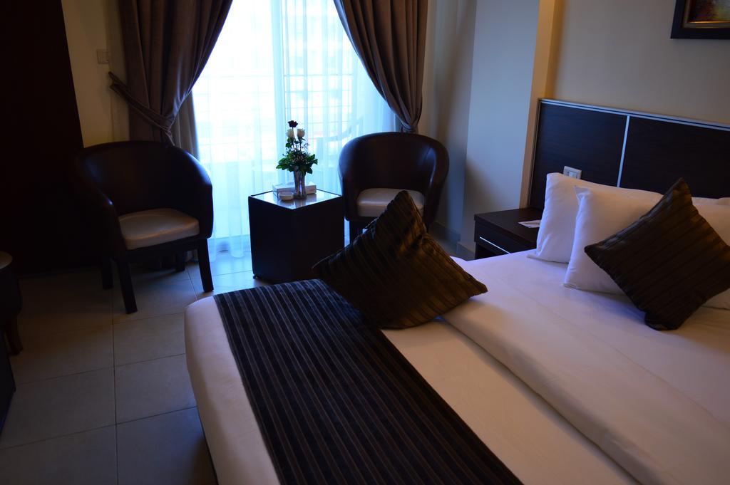 Ream Hotel Amman Room photo