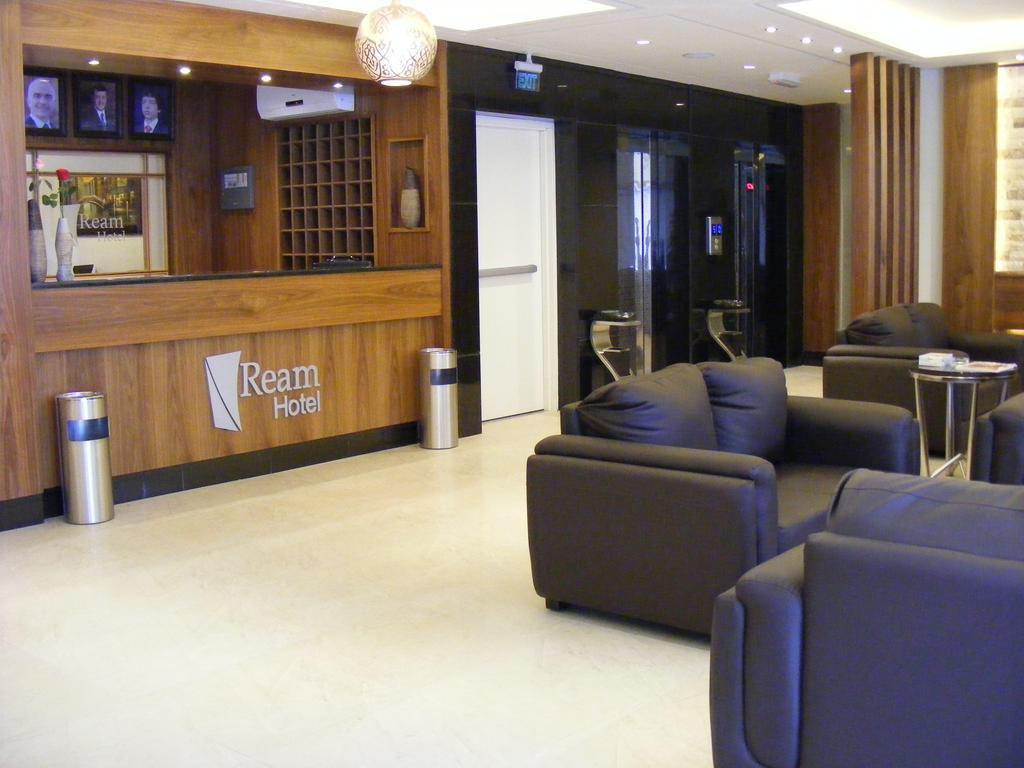 Ream Hotel Amman Exterior photo